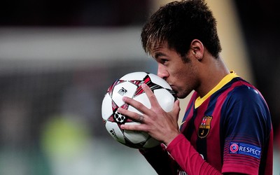 乐竞电竞动态-克拉马里奇远射世界波当选本轮最佳进球